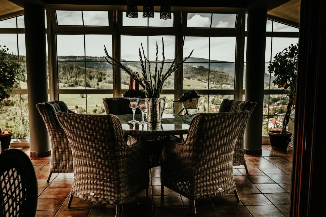 Karolowy Dwor Bed & Breakfast 3*