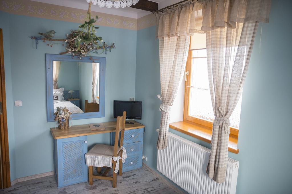 Karolowy Dwor 3*